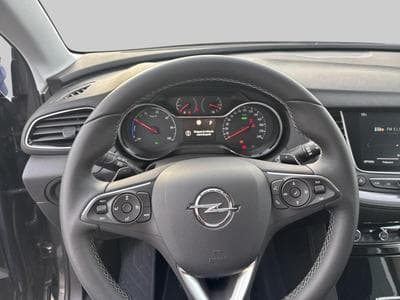 Opel Grandland Innovation 225 (2021) - Photo 1