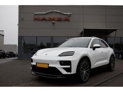 Porsche Macan Turbo (2025) - Photo 1