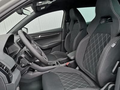 Skoda Karoq Sportline (2026) - Foto 1