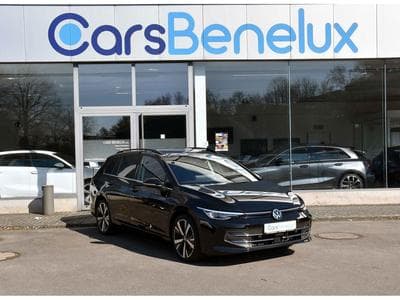 VW Golf Variant 1.5 TSI Style PANO ACC TRAVEL SIDE SG CHFF CAM 1° MA (2024) - Photo 1