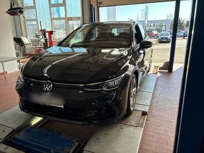 VW Golf R-Line 1.5 TSI 130 CV DSG7 *CAMERA* CARPLAY* (2024) - Foto 1