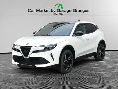 Alfa-Romeo Junior IBRIDA TI 1.2 VGT (2026) - Photo 1
