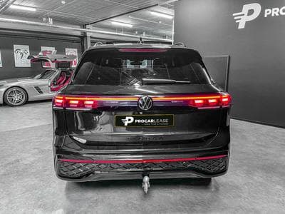 VW Tiguan Tiguan 2.0 TDI/DSG/4Motion R-Line/ AHK/Pano/360°/Keyless/SPO (2025) - Photo 1