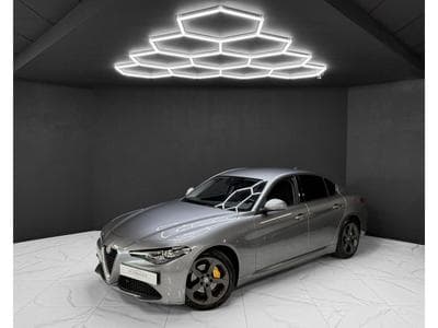 Alfa-Romeo Giulia 2.0 Turbo AT8 Super (2022) - Photo 1