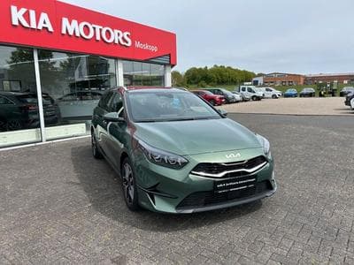 Kia Ceed Ceed SW 1,5T DCT Spirit Navi LED Kamera JBL  SHZ (2025) - Foto 1