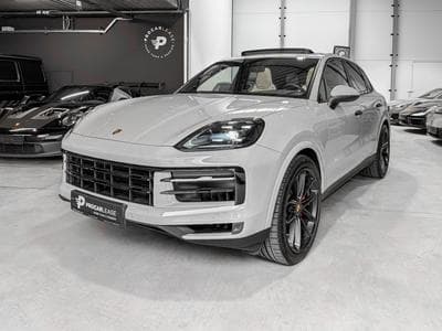 Porsche Cayenne S 4.0 441/ BI-COLOR/ CARBON/ (2023) - Foto 1