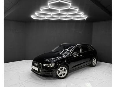 Audi A3 Sportback 30 TFSI (2018) - Photo 1