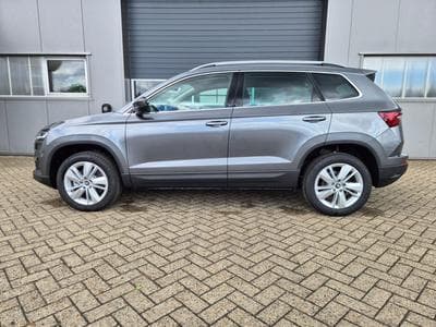 Skoda Karoq 1.5 TSI 150PS (2026) - Foto 1