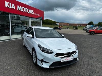 Kia Ceed Ceed 1,0 T Edition 7 Emotion Kamera SHZ Car Play (2022) - Foto 1