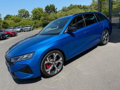 Skoda Octavia Octavia Kombi 2.0TSI RS 19"Leder Canton Facelift (2025) - Photo 1