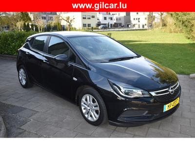 Opel Astra 1,6 CDTi (2018) - Foto 1