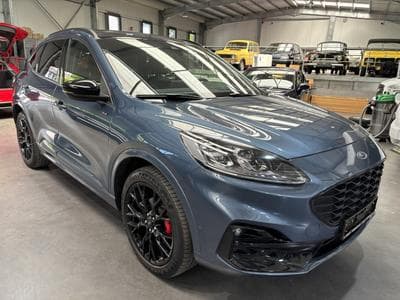 Ford Kuga 2.5 ST-LINE Plug-In (2023) - Photo 1