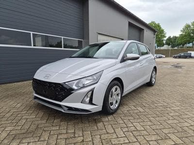 Hyundai i20 Standard (2026) - Photo 1