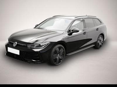 VW Passat (2025) - Photo 1