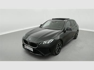 BMW 120 120iA Pack M NAVI / FULL LED / PANO / CAMERA / JA 18" (2025) - Photo 1