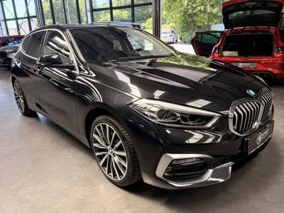BMW 118 i 1.5 Essence 136HP (2021) - Photo 1