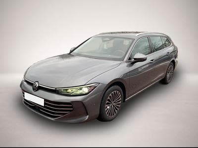 VW Passat (2025) - Photo 1