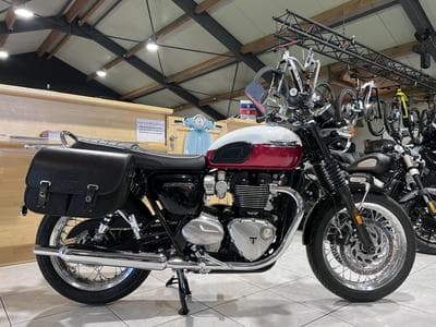 Triumph Bonneville 1200 cc (2025) - Photo 1