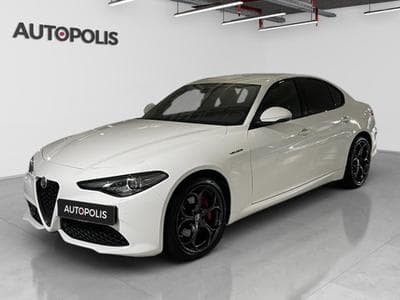 Alfa-Romeo Giulia 2.0 TB 280 Q4 Veloce AUTO (2021) - Photo 1