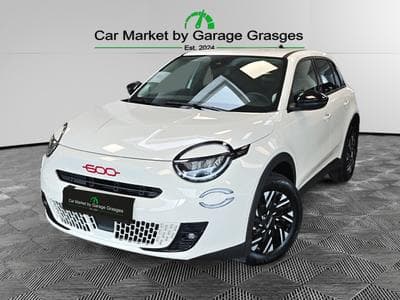 Fiat 600 Red Edition (2024) - Foto 1
