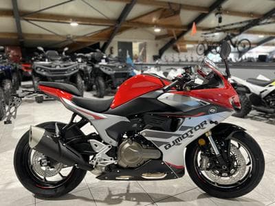 QJmotor SRK 600 RS (2026) - Foto 1
