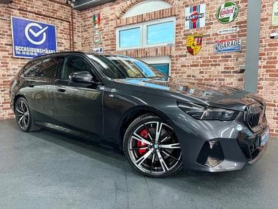 BMW 540 540dA Touring 3.0 303cv Auto xDrive M-SPORT PRO (2024) - Photo 1