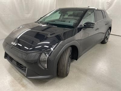 Kia EV4 Earth (2026) - Foto 1