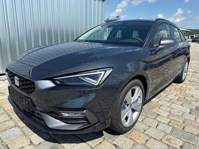 Seat Leon FR 1.5 eTSI (2026) - Foto 1