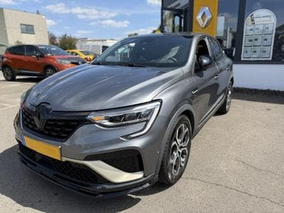 Renault Arkana E-TECH FASTTRACK 145 (2023) - Photo 1