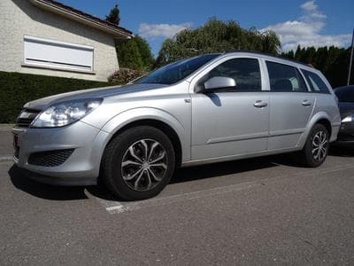 Opel Astra 1.7 CDTI (2007) - Foto 1