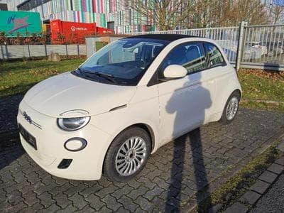 Fiat 500 Cabrio (2023) - Photo 1