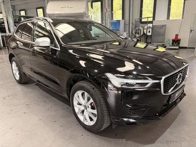 Volvo XC60 2.0 R-Design AWD 250HP (2019) - Photo 1