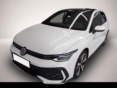 VW Golf (2025) - Photo 1