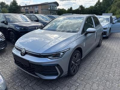 VW Golf R-Line Limited (2026) - Foto 1