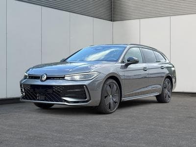 VW Passat Variant R-Line Edition Plus (2026) - Photo 1