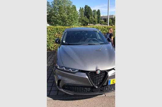 Alfa-Romeo Tonale Veloce 160 CV (2022) - Photo 7