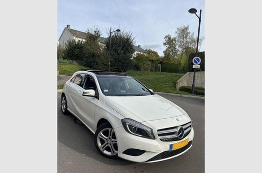 Mercedes A 180 (2015) - Photo 3