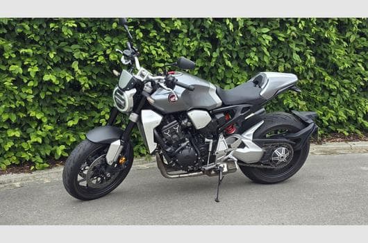 Honda CB CB1000R PLUS (2019) - Photo 4
