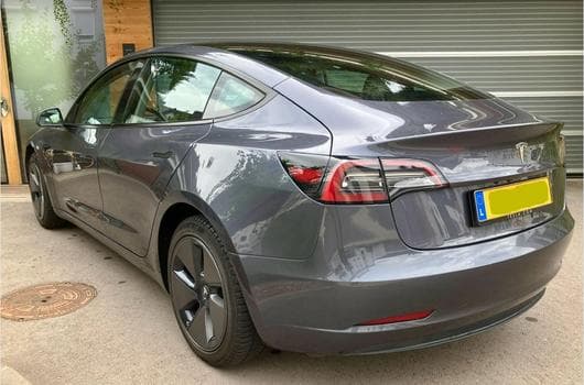 Tesla Model 3 (2023) - Photo 10