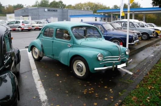 Renault 4CV