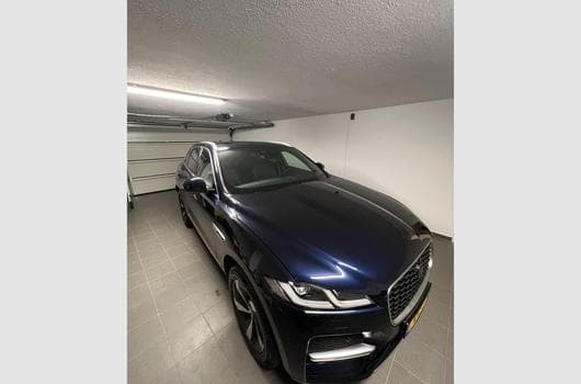 Jaguar F-Pace (2022) - Photo 9