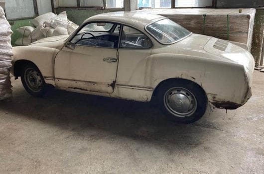 VW Karmann Ghia
