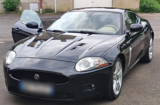 Jaguar XKR
