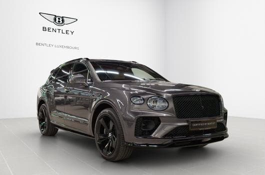 Bentley Bentayga V8 Azure (2023) - Photo 11