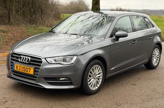 Audi A3 2.0 TDI QUATTRO (2015) - Photo 3