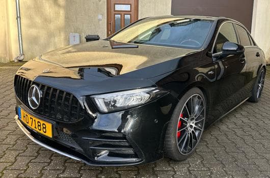 Mercedes A 35 AMG Performance (2020) - Photo 2
