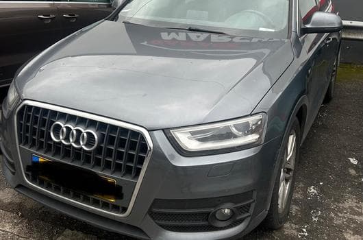 Audi Q3 S-line (2012) - Photo 7