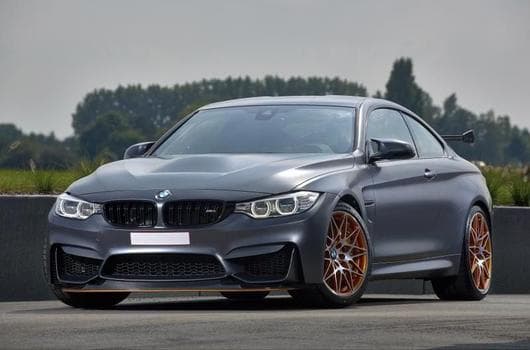 BMW M4 GTS Edition 700 (2016) - Foto 8