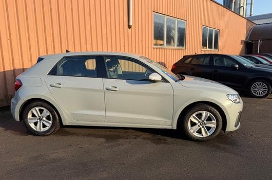 Audi A1 2.5 TFSI 95CH Sportback Business (2021) - Photo 1