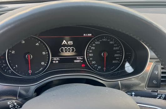 Audi A6 Avant (2012) - Photo 8